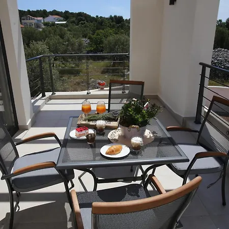 別荘 Elegant Villa Punta Sol With Hot Tube, Walk To Sea And Center