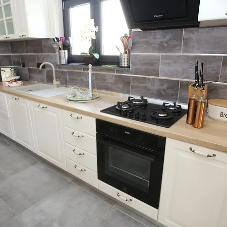 Punta Sol With Jacuzzi Holiday home Jezera