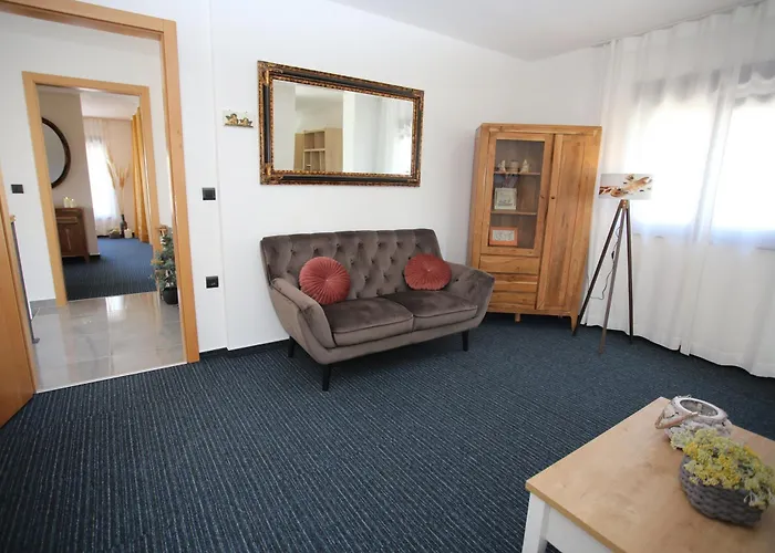 Punta Sol With Jacuzzi 度假居 *