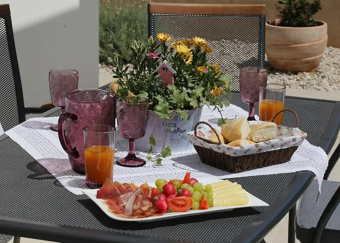 Punta Sol With Jacuzzi 度假居 *