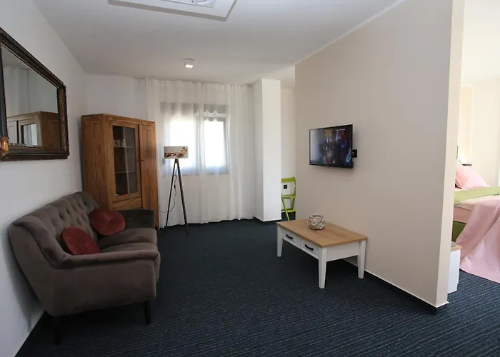 Punta Sol With Jacuzzi *